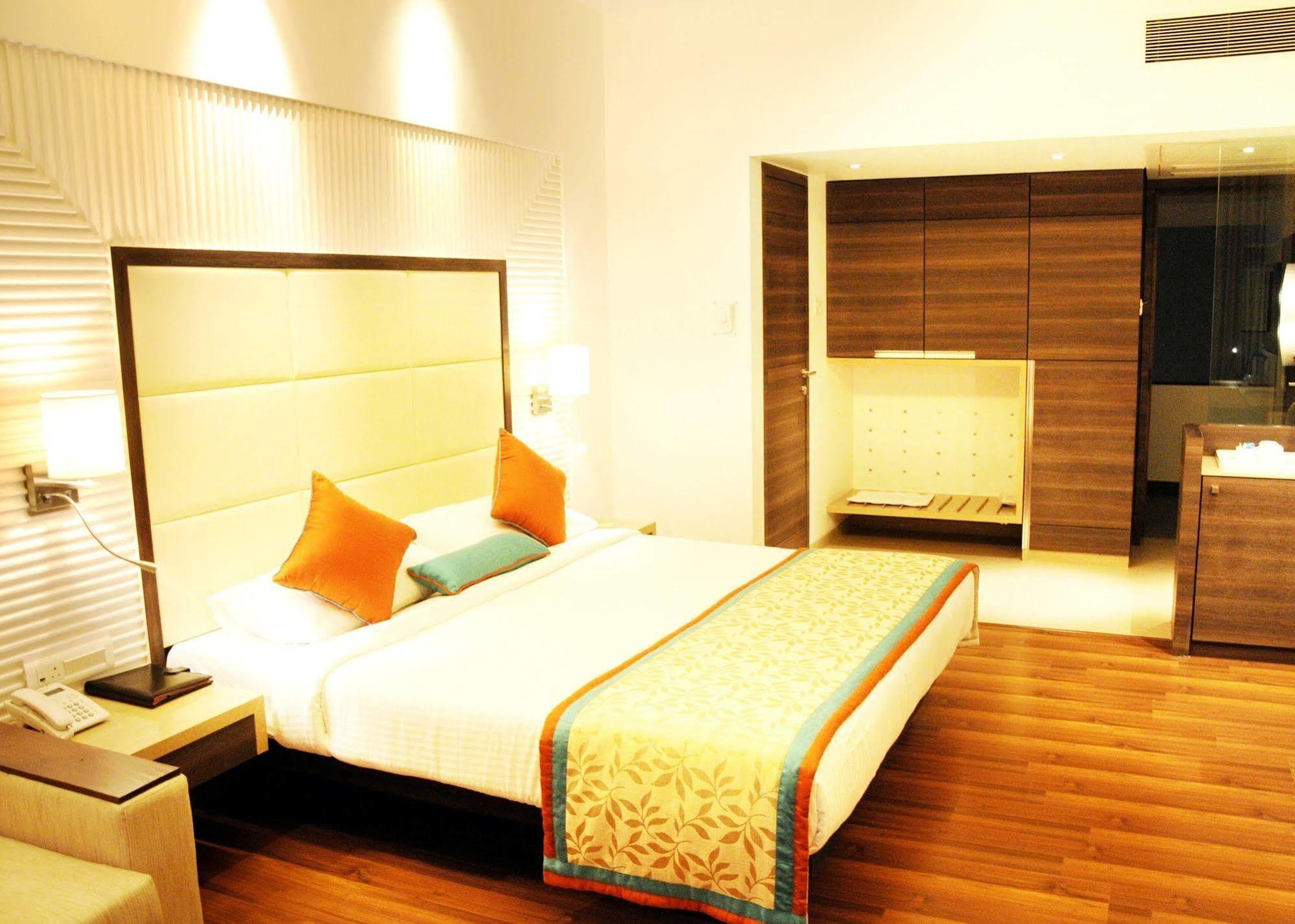 Moti Mahal Hotel Mangalore Eksteriør billede