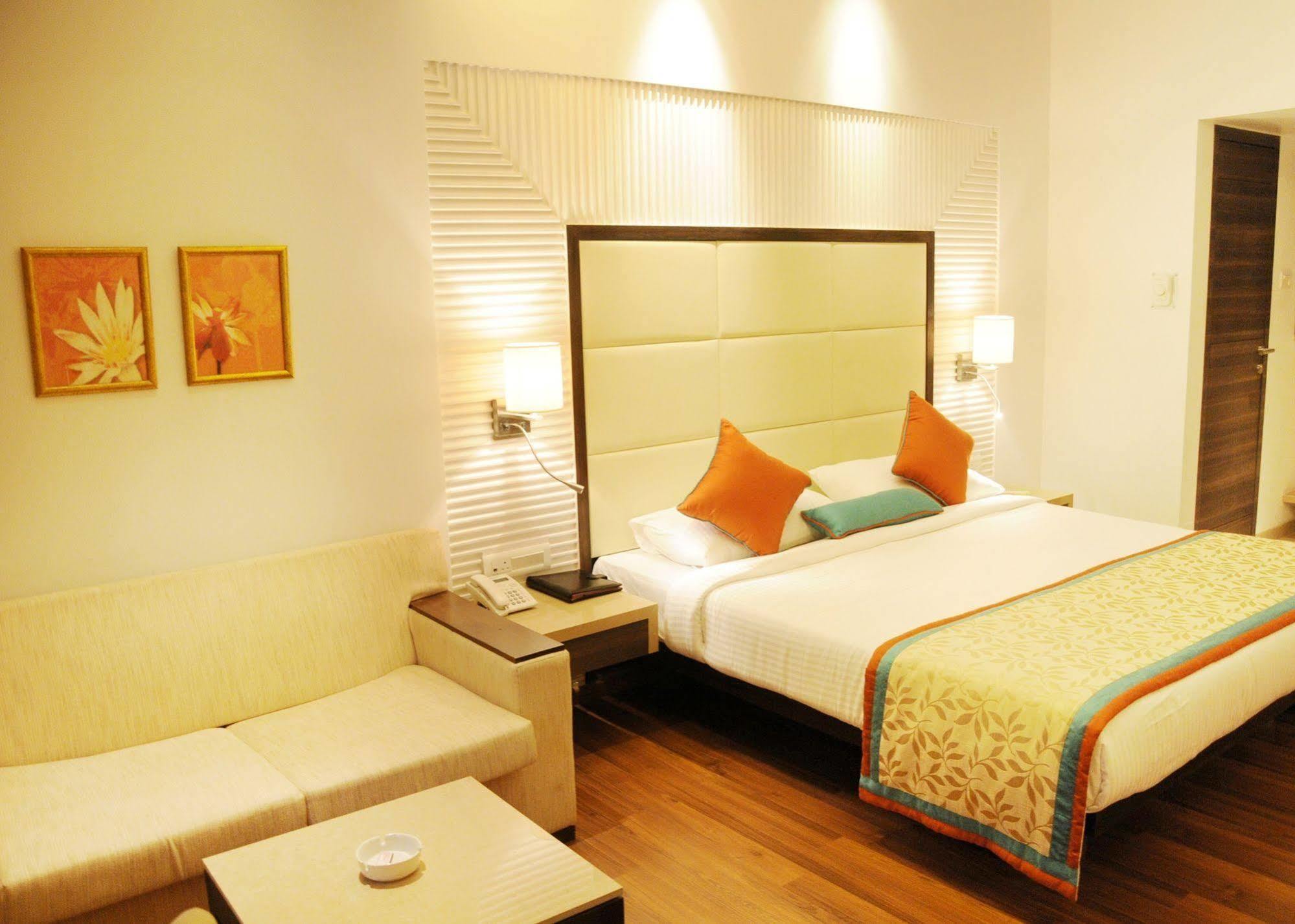 Moti Mahal Hotel Mangalore Eksteriør billede