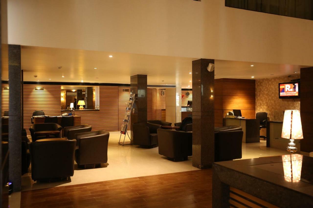 Moti Mahal Hotel Mangalore Eksteriør billede